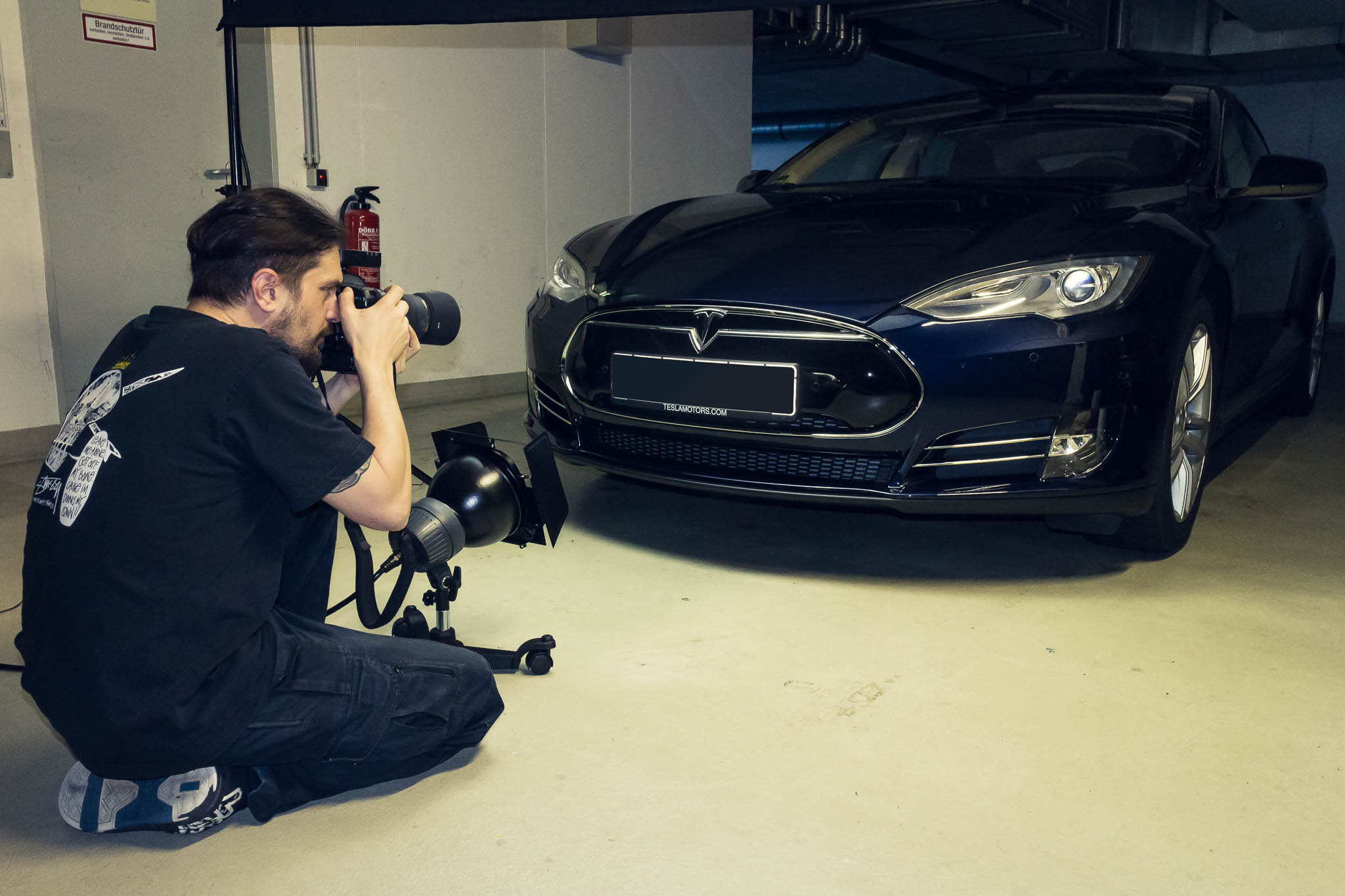 Making Of Tesla - Shot 2